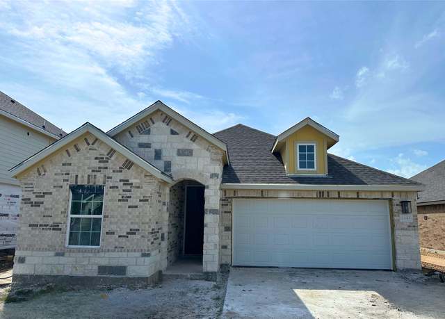 Property at 2443 Parker St, Seabrook, TX 77586, 3 beds, 2 baths
