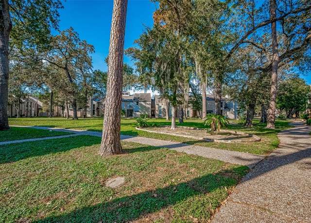 Property at 642 N Eldridge Pkwy, Houston, TX 77079, 2 beds, 2.5 baths