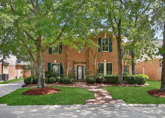 Property at 19715 Satinwood Trl, Humble, TX 77346, 5 beds, 3.5 baths