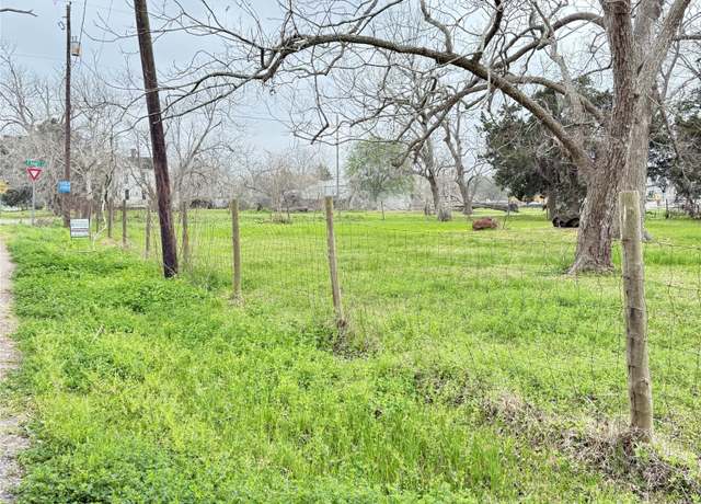 Property at 0 W Pearl St, Brazoria, TX 77422