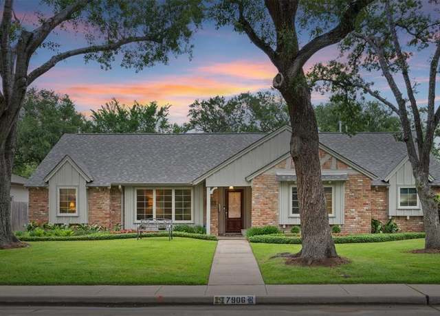Property at 7906 Meadow Lake Ln, Houston, TX 77063, 4 beds, 2.5 baths