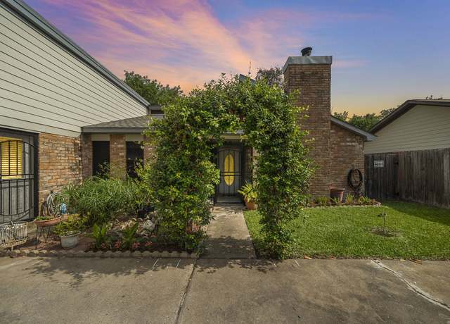Property at 12814 Carvel Ln, Houston, TX 77072, 3 beds, 2 baths