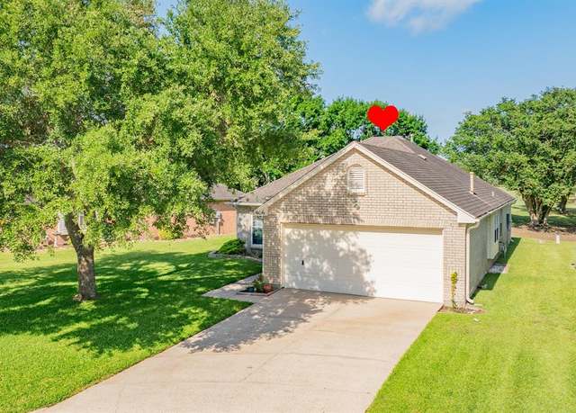 Property at 606 Redwood Bend Ln, Pearland, TX 77584, 2 beds, 2 baths