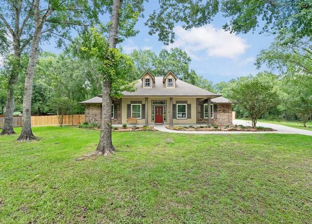 Property at 11710 Creek View Ln, Conroe, TX 77385, 3 beds, 2.5 baths
