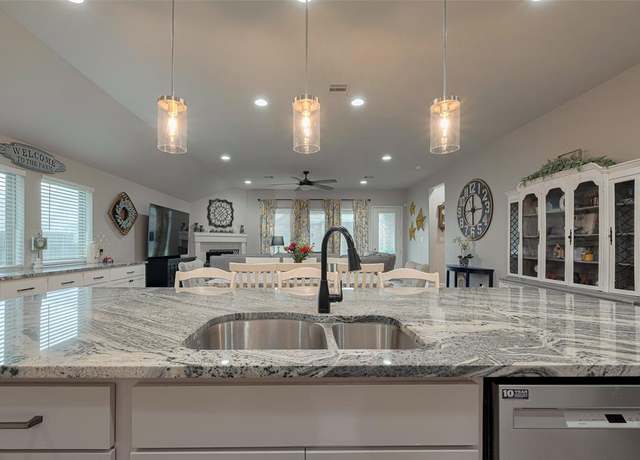 Property at 18920 Rosewood Terrace Dr, New Caney, TX 77357, 4 beds, 3.5 baths