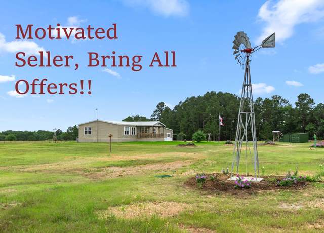 Property at 1411 Vogelsang Rd, Columbus, TX 78934, 3 beds, 2 baths