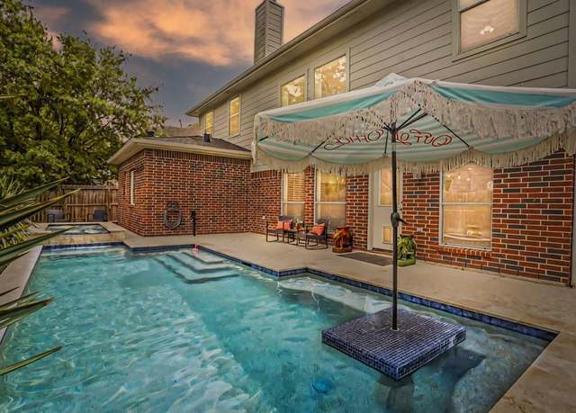 Property at 8615 Discus Dr, Humble, TX 77346, 4 beds, 3.5 baths