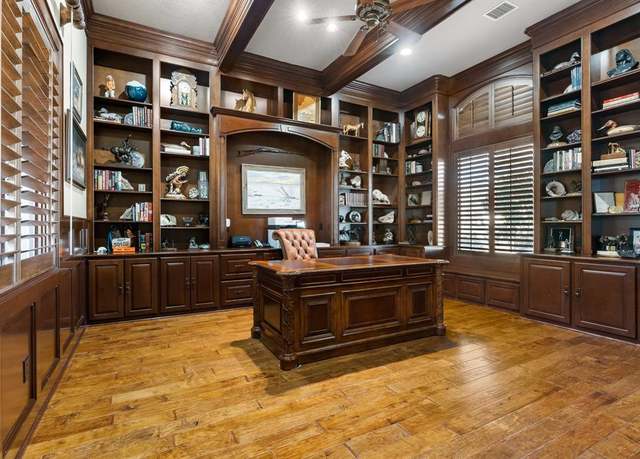 Property at 10 Promenade St N, Montgomery, TX 77356, 5 beds, 6.5 baths