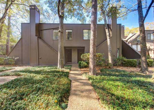 Property at 171 Litchfield Ln, Houston, TX 77024, 3 beds, 2.5 baths