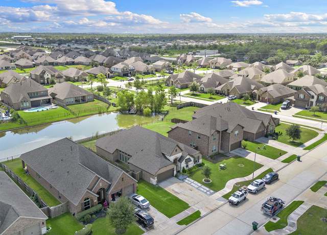 Property at 2638 Cutter Ct, Manvel, TX 77578, 4 beds, 3 baths
