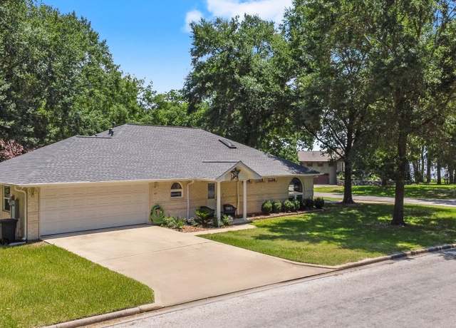 Property at 197 Westwood Dr E, Trinity, TX 75862, 2 beds, 2 baths