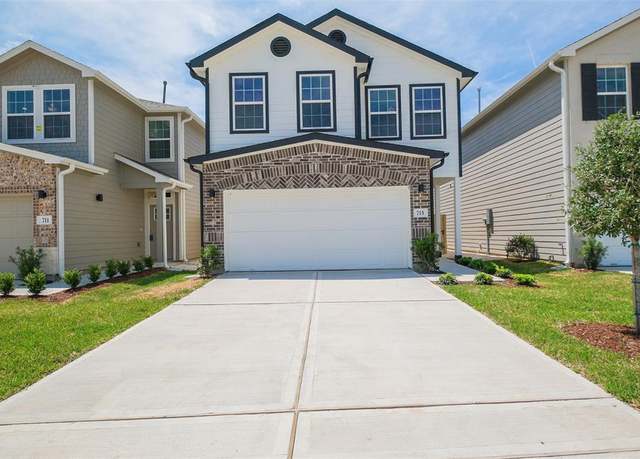 Property at 715 Majestic Eagle Ct, Houston, TX 77090, 3 beds, 2.5 baths