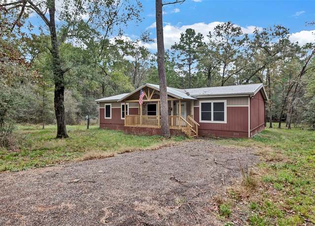 Property at 271 Shoreline Dr, Huntsville, TX 77320, 3 beds, 2 baths