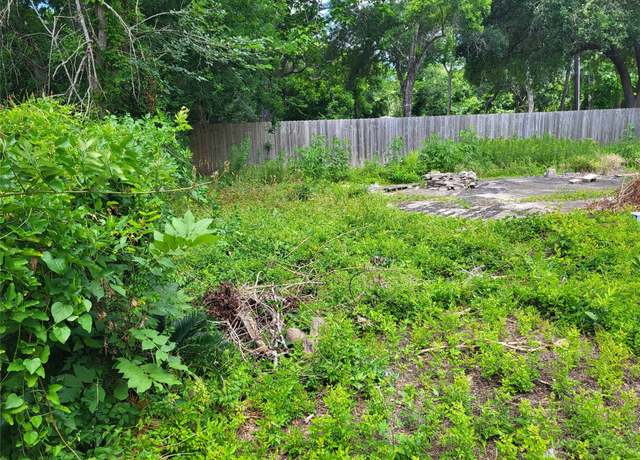 Property at 9316 Neville Ave, Hitchcock, TX 77563