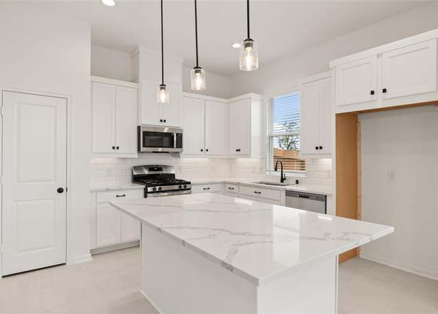 Property at 12052 Moonlight Path Dr, Conroe, TX 77304, 4 beds, 2.5 baths