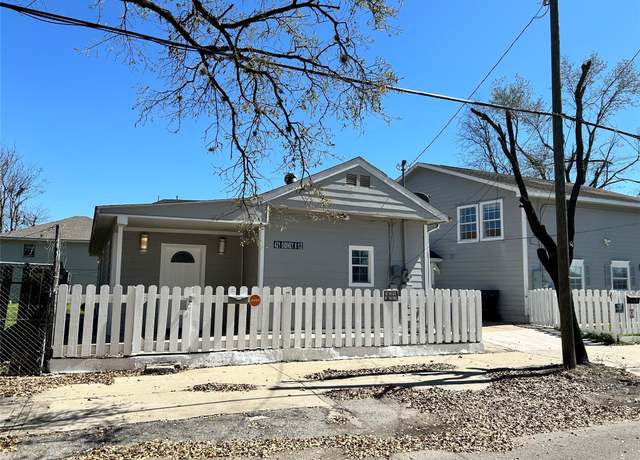 Property at 421 Sidney Unit 1/2, Houston, TX 77003, 2 beds, 1 bath