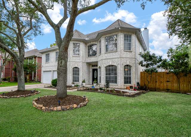 Property at 3151 Mossy Elm Ct, Houston, TX 77059, 5 beds, 3 baths
