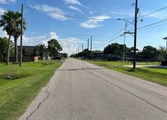 Property at LOTS 43-44 16th St, San Leon, TX 77539