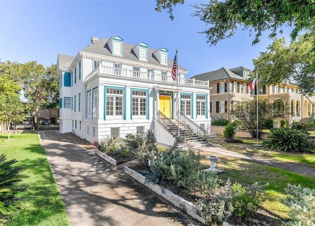 Property at 2920 Avenue O, Galveston, TX 77550, 3 beds, 3 baths
