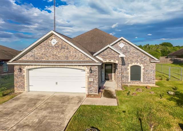 Property at 4363 Captain Kidd Way, Beaumont, TX 77713, 4 beds, 2.5 baths