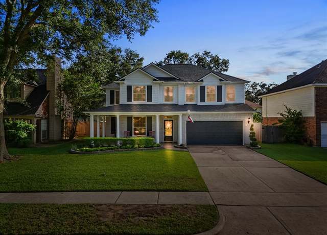 Property at 504 Bay Area Blvd, League City, TX 77573, 4 beds, 3.5 baths
