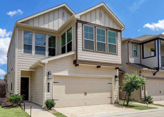 Property at 10307 Harmon Smith Dr, Houston, TX 77025, 3 beds, 2.5 baths