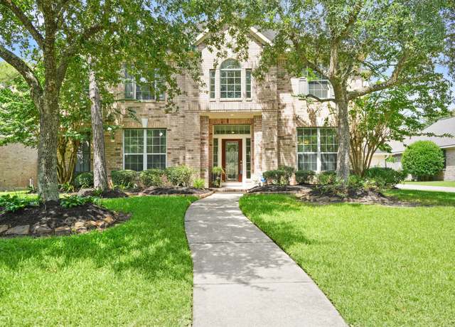 Property at 4802 N Pine Brook Way, Houston, TX 77059, 5 beds, 3.5 baths