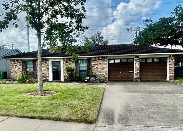 Property at 6539 Cindy Ln, Houston, TX 77008, 3 beds, 2 baths