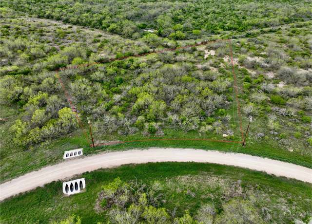 Property at Lot 7 Pr Frio Estates Dr, Moore, TX 78057