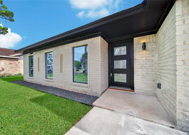 Property at 9622 Clanton St, Houston, TX 77080, 3 beds, 2 baths