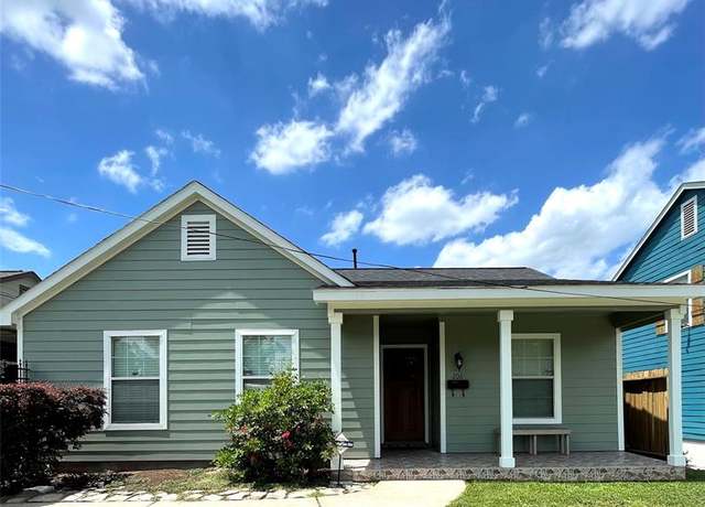 Property at 206 Delaney St, Houston, TX 77009, 3 beds, 2 baths