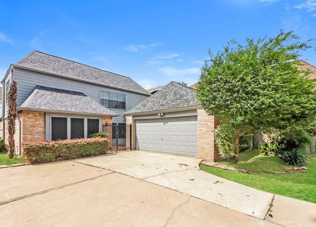 Property at 1706 Hamlin Valley Dr, Houston, TX 77090, 3 beds, 2.5 baths