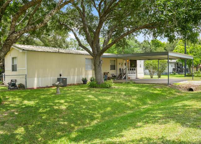 Property at 19 Avenue K, Markham, TX 77456, 2 beds, 2 baths