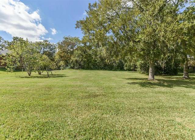 Property at 5362 Appleblossom Ln, Friendswood, TX 77546