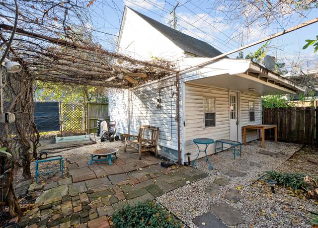 Property at 1959 Lexington St Unit B, Houston, TX 77098, 1 bed, 1 bath