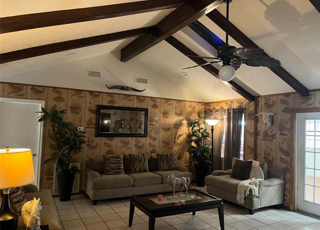 Property at 9271 Kempwood Dr, Houston, TX 77080, 4 beds, 2.5 baths