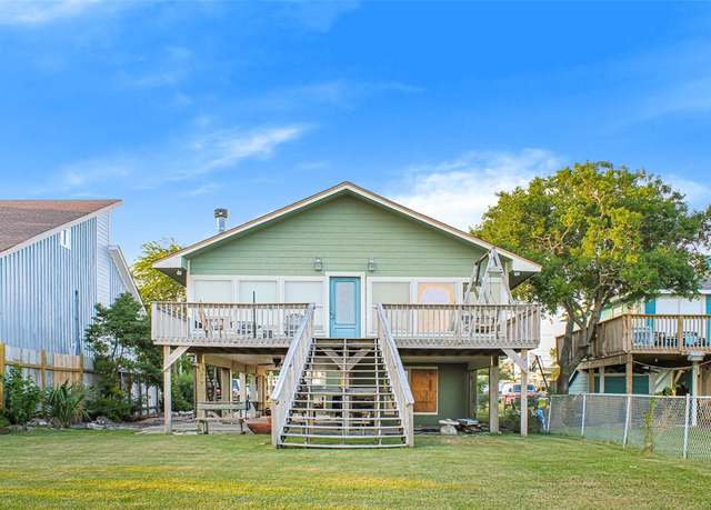Property at 1437 John, San Leon, TX 77539, 2 beds, 2.5 baths