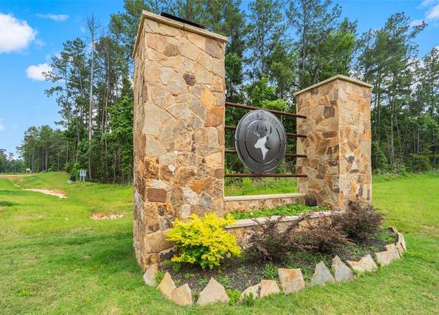 Property at 104 Eagle Run Rd, Willis, TX 77378