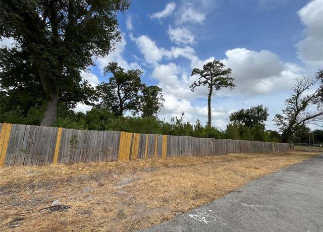 Property at 4225 Denmark St, Houston, TX 77016