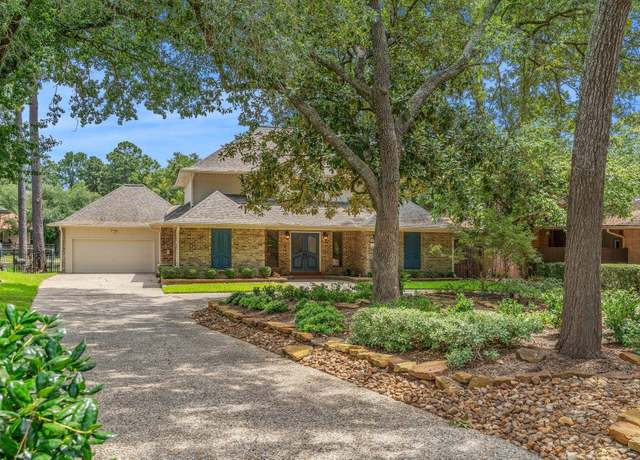 Property at 12419 Browning Dr, Montgomery, TX 77356, 4 beds, 3.5 baths