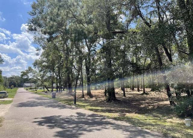 Property at 20800 Oakshade Dr, New Caney, TX 77357