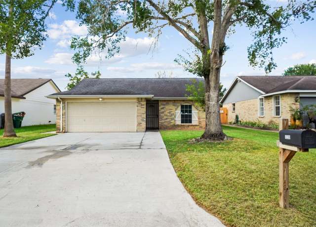 Property at 3226 Dragonwick Dr, Houston, TX 77045, 3 beds, 2 baths