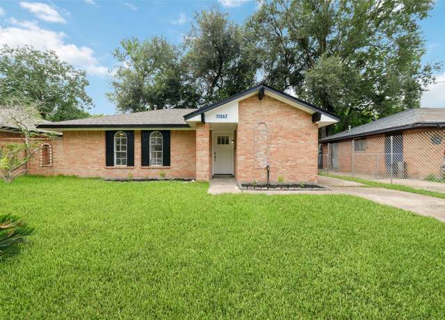 Property at 11067 Vailview Dr, Houston, TX 77016, 3 beds, 1 bath