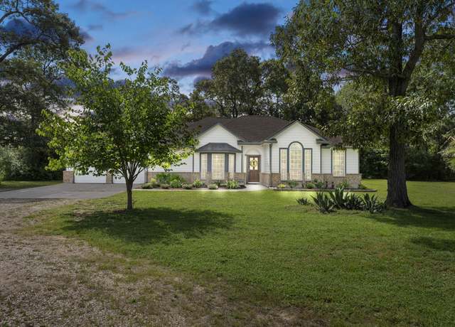 Property at 9119 Bush Buck Ln, Conroe, TX 77303, 3 beds, 2 baths