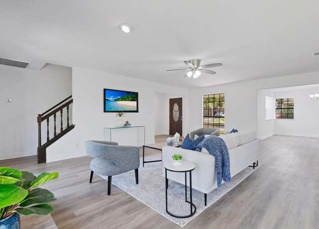 Property at 1123 Austin Colony Dr, Richmond, TX 77406, 4 beds, 2.5 baths
