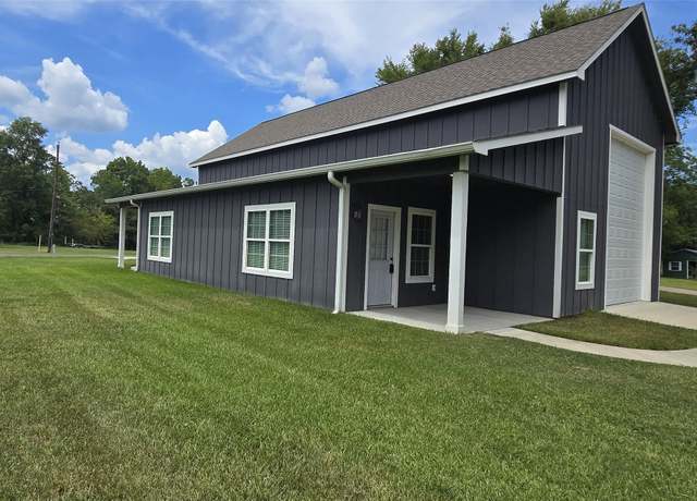 Property at 431 Old Post Rd S, Livingston, TX 77351