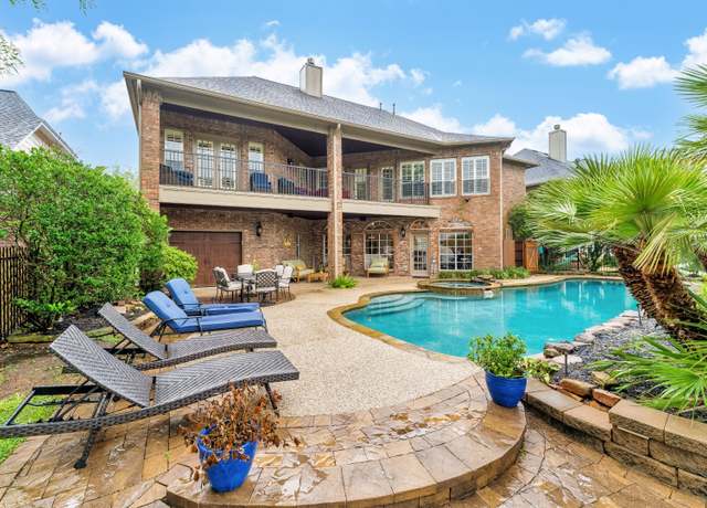 Property at 8311 Shoregrove Dr, Houston, TX 77346, 5 beds, 3 baths