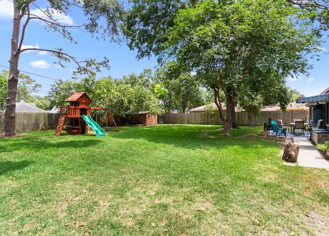 Property at 211 Cedar Ln, El Lago, TX 77586, 4 beds, 2 baths