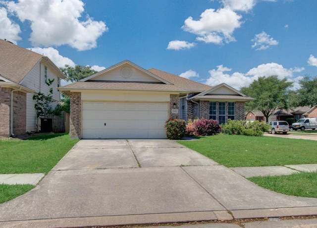 Property at 7547 Oakwood Canyon Dr, Cypress, TX 77433, 3 beds, 2 baths