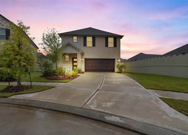 Property at 9714 Grooveburr Ct, Conroe, TX 77385, 4 beds, 2.5 baths